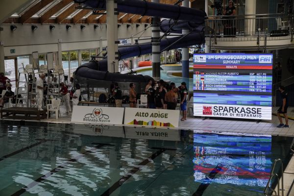 granprixdiving-2021-dsc0367F6AE260E-ACE8-1EF8-11A8-1709FC36F44A.jpg